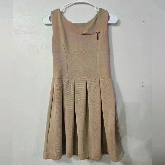 Zara Dresses & Skirts - EUC! Zara woman tan midi dress!